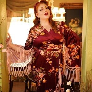 Magdalena Wrap Dress (Burgundy Floral) rare size. Sold out online. Fringe robe